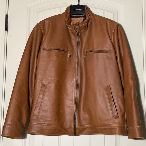 VINTAGE TAN LEATHER JACKET MEDIUM - Picture 1 of 9
